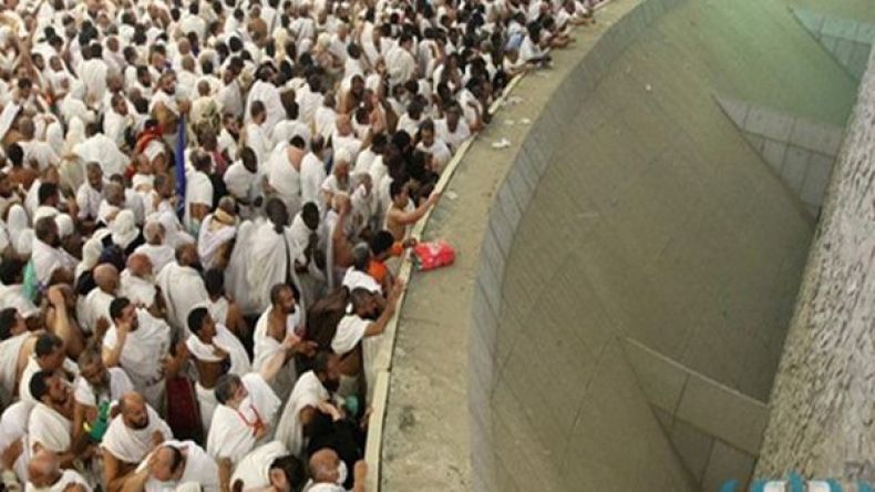 وفاة حاجتين من سكيكدة تربطهما صلة قرابة في تدافع الحجاج