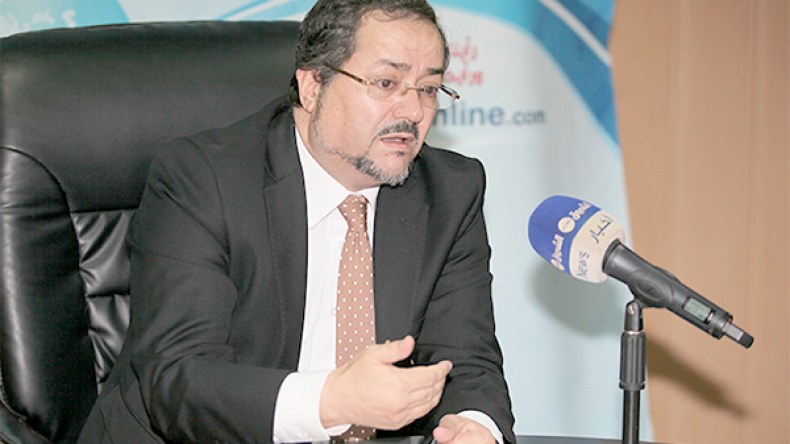 مناصرة “يزيح” عرفات من على رأس قائمة العاصمة!