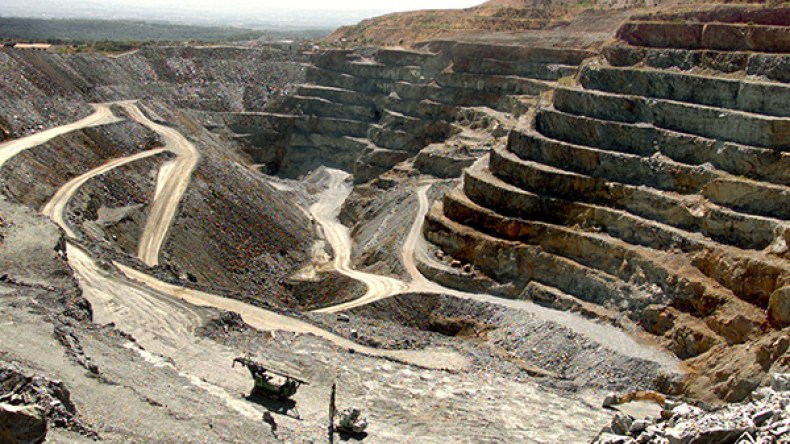 بعث استكشاف الثروات المنجمية والمعادن النادرة لمواجهة الأزمة