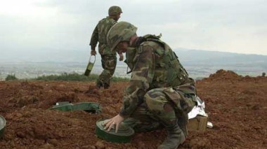 Plus de 4 800 mines datant de l’ère coloniale détruites en octobre 2013