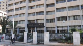 وزارة التربية تؤجل صرف مخلفات الموظفين إلى ما بعد رمضان