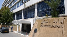 تطبيق التسعيرة الجديدة للنقل يبدأ بالفوضى والإحتجاج