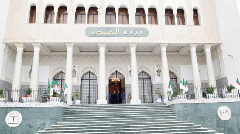 تشديد السريّة على مكالمات وبريد الجزائريين لحمايتها من التجسّس