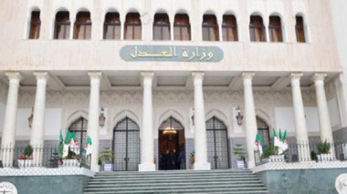 Over 4,000 Syrians, Chinese and French ask for Algerian nationality