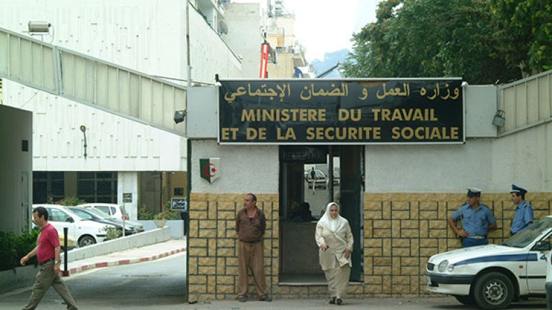 نقابيون “متغوّلون” يبزنسون في مستحقات نصف مليون عامل!