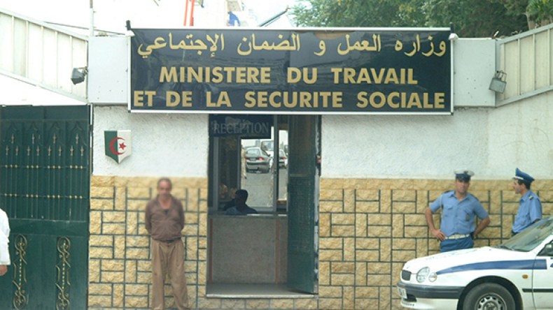 وزارة العمل تحذر من استغلال نقابات غير معتمدة لتأجيج الجبهة الإجتماعية