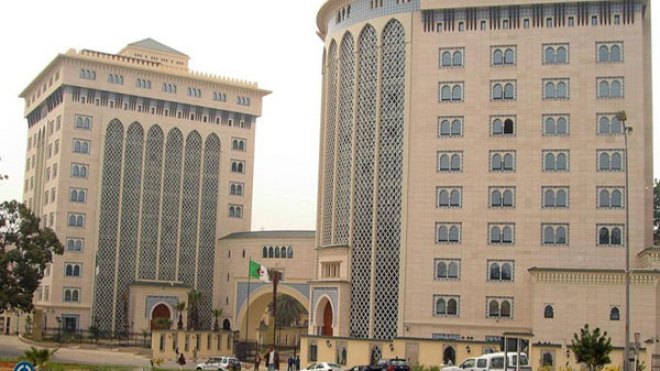 20 وزير طاقة إلى الجزائر في سبتمبر