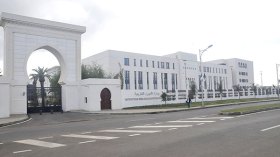 الإفراج عن “حركة” في السلك الدبلوماسي