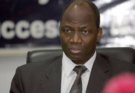 Le ministre burkinabé des Affaires étrangères en visite de travail en Algérie