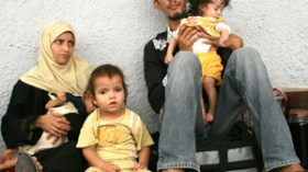 مواطنون يمارسون صلاحيات ولد عباس بعد أن صارت مصالحه تطرد المعوزين من أمام أبوابه