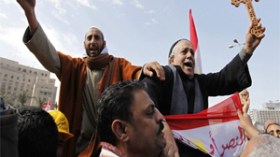 ‭ ‬مليونا‭ ‬متظاهر‭ ‬يؤدون‭ ‬صلاة‭ ‬الغائب‭ ‬و‮”‬قدّاس‭ ‬الأحد‮”‬‭ ‬بميدان‭ ‬التحرير