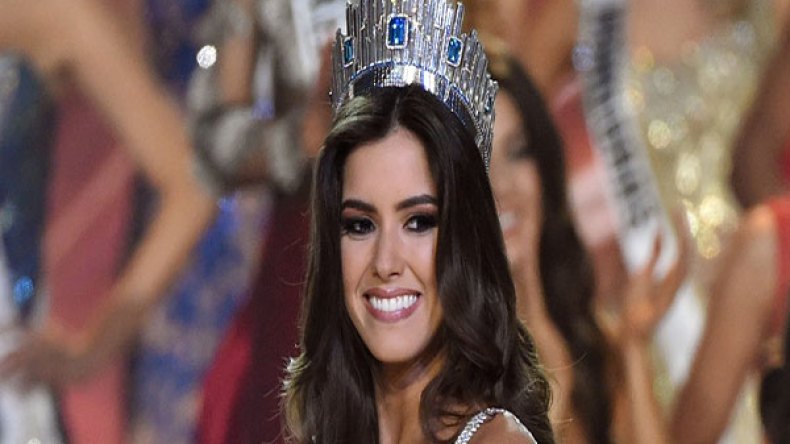 متمردو كولومبيا يدعون ملكة جمال الكون لحضور محادثات السلام