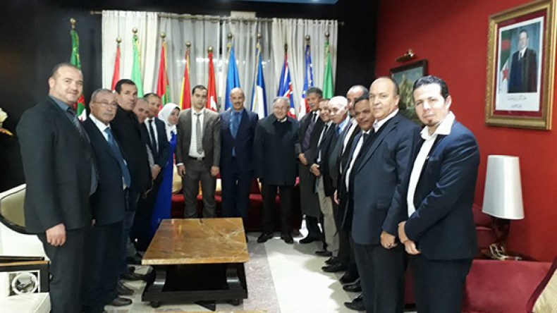 عبد الكريم بوقطيب يستلم مهام قيادة الغرفة الوطنية للمحضرين