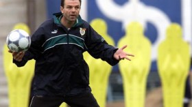 ملادينوف مدربا جديدا لفريق الحارس مبولحي