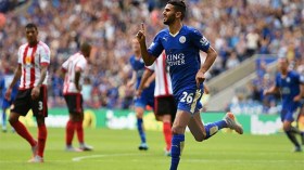 “محرز” يحيّيكم بثنائية الافتتاح!