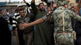 السيسي يجتمع مع البرادعي وشيخ الأزهر وتواضروس وممثلي”الحرية والعدالة” و”النور” و”تمرد”