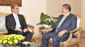 وزير الخارجية الألماني يطلب لقاء مرسي خلال زيارته إلى مصر