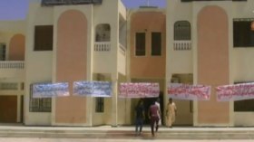 سكان المنيعة بغرداية يخرجون إلى الشارع للمطالبة بتنحيته