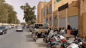 فلاحون بالمنيعة يغلقون مقر شركة سونلغاز