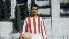 “عدّو” الأمس يعظّم وطنيته.. لماذا لا يدفن زيتوني بالجزائر؟!