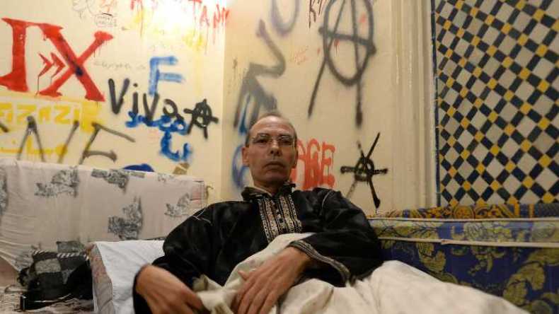 المعطي منجب: البوليس السياسي للمخزن لفق لي تهمة غسيل الأموال (فيديو)