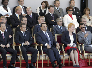 Sarkozy cherche à contourner l’Algérie et trouver appui sur l’Egypte