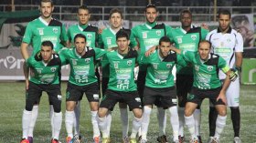 “الكاف” تسلط عقوبة قاسية على لاعب “الموب” بن علي