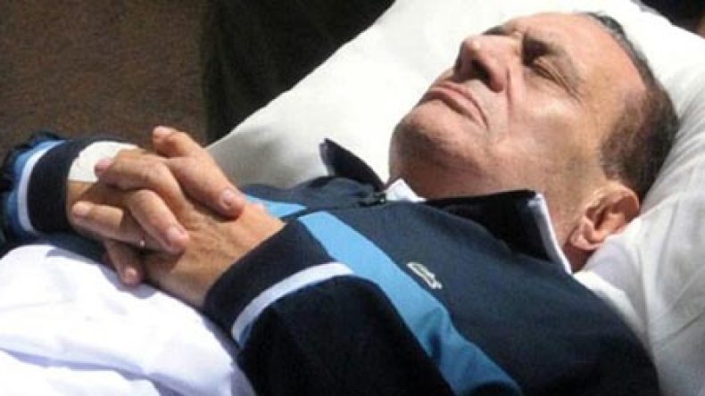 المؤبد لمبارك والعادلي والبراءة لجمال وعلاء