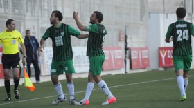 عكيك يستسلم لـ”شكارة” أدرار .. واللاعبون استأنفوا واستلموا مستحقاتهم