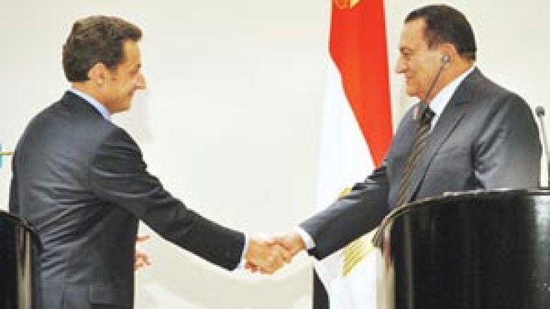 المبادرات الدبلوماسية تهدف إلى إخراج إسرائيل من المأزق