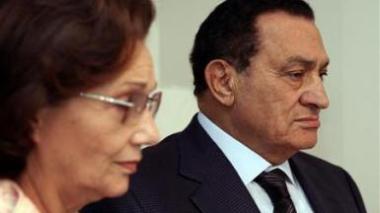 Moubarak prêt à des excuses contre une amnistie, son épouse remise en liberté