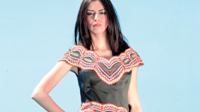 الزي القبائلي الأصيل ..الجمع بين العصرنة والإحتشام