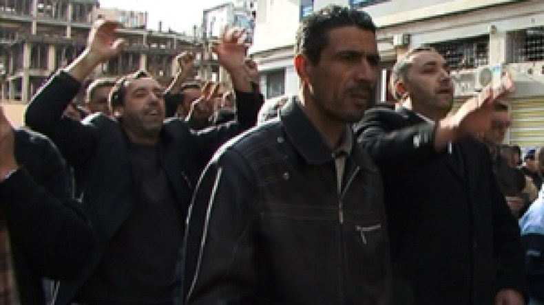 أنصار تنسيقية التغيير ينسحبون في هدوء بعد فشل مسيرة السبت ( فيديو )