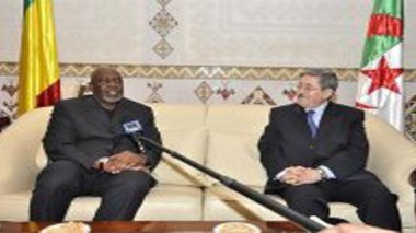 “Ma visite en Algérie s’inscrit dans le cadre des consultations entre deux pays frères” (Premier ministre malien)