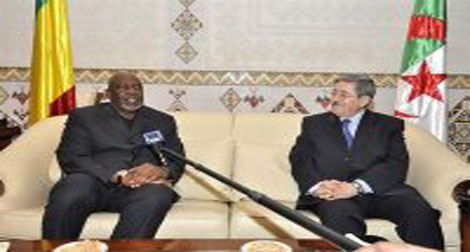 “Ma visite en Algérie s’inscrit dans le cadre des consultations entre deux pays frères” (Premier ministre malien)
