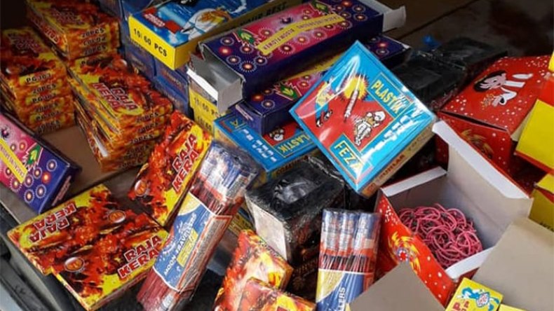 حجز 182 ألف وحدة من المفرقعات مهربة في خنشلة