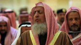 المفتي العام للسعودية: من يفجر نفسه “مجرم”