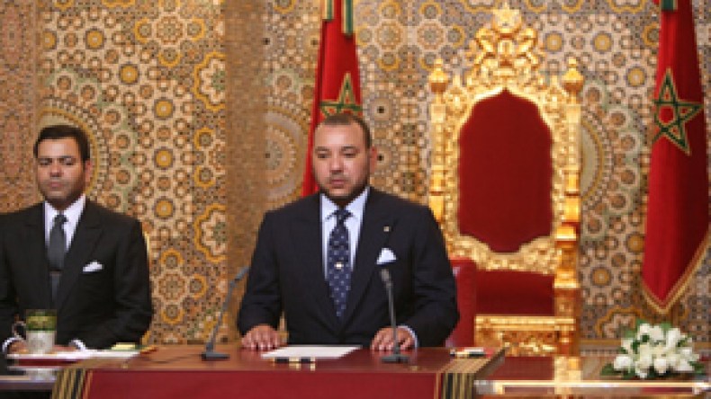 صحفي اسباني يكشف أن محمد السادس سيتخلى عن الحكم