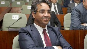 جميعي: الأفلان كان مختطفا.. ندعم الجيش ونطلب الصفح من “فخامة الشعب”