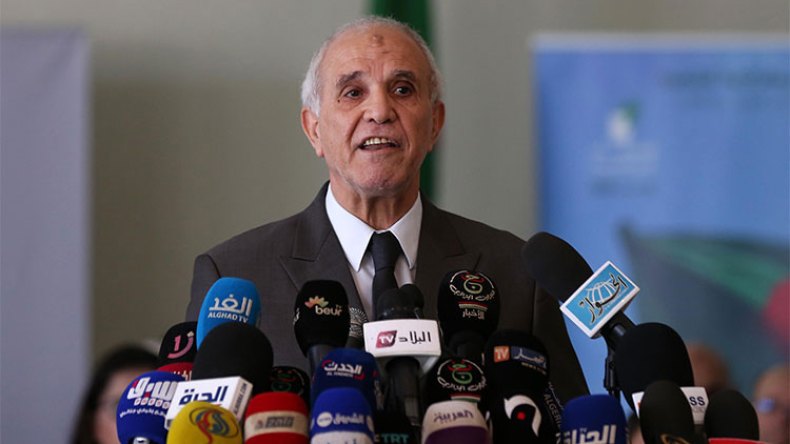 شرفي يطالب باستقلالية أوسع لسلطة الانتخابات في الدستور الجديد!