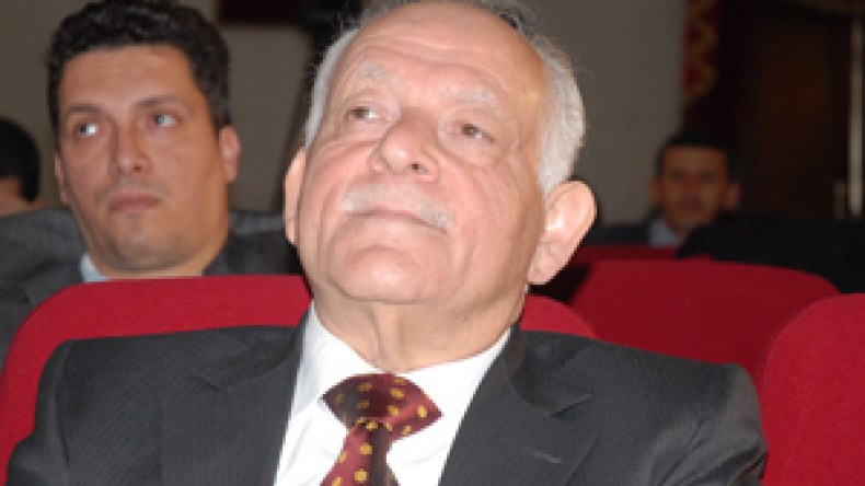 “لا علاقة للأزمة مع مصر بخسارة الجزائر مقعدها في الاتحاد”