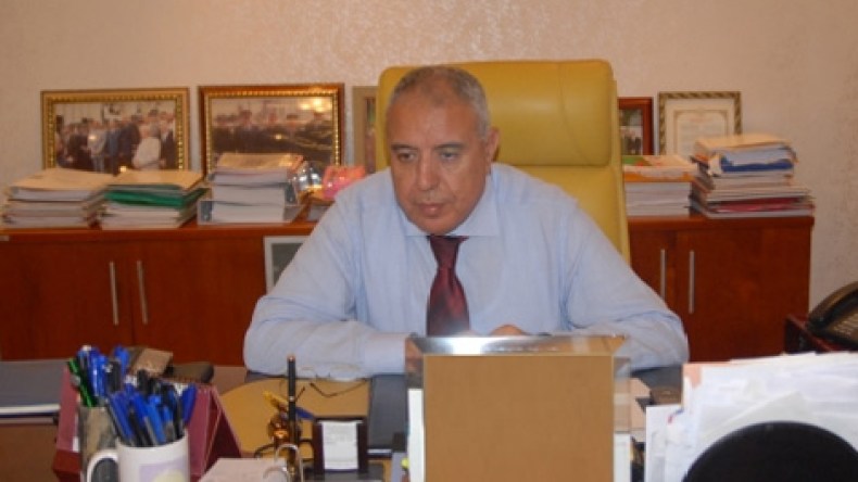 أيها الجزائريون بلّغوا عن البيرقراطية والحڤرة عبر الأنترنيت