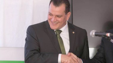 Who Wants To Scuttle The Stability And Dynamics Of Mobilis?!