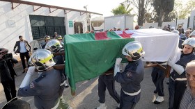 احمد طالب الإبراهيمي يودع رفيق دربه محمد الميلي رغم المرض