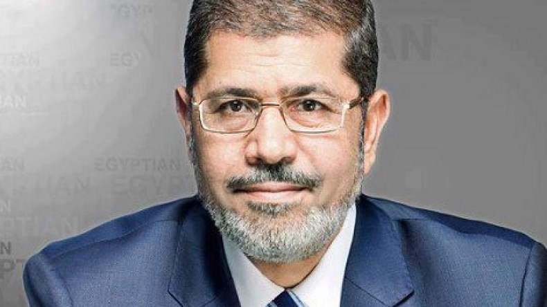 مرسي ينهي عقودا من القطيعة بزيارة تاريخية إلى إيران