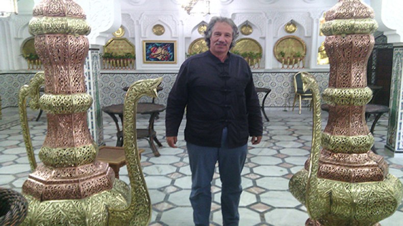 42 رئيس دولة و13 ملكا اشتروا أعمالي وكل رؤساء فرنسا اقتنوا هداياهم من عندي