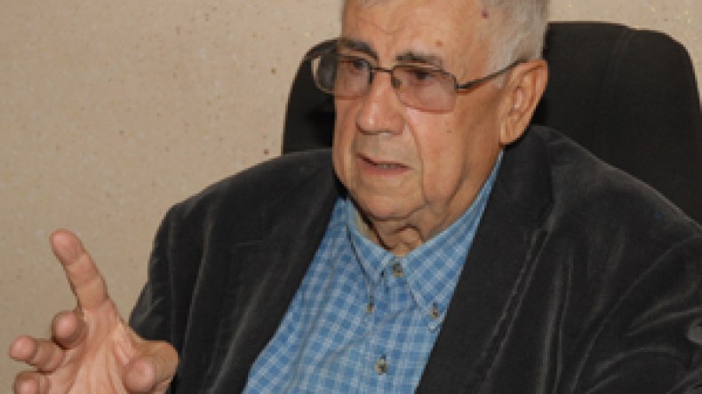 النقل في الجزائر.. قطاع مريض بالبريكولاج و”التغنانت”