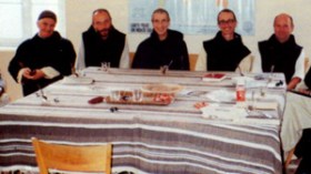 رهبان تيبحيرين يؤكدون بأصواتهم أنهم في قبضة “الجيا”