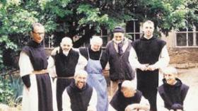 وزارة الدفاع الفرنسية ترفع السر عن 20 وثيقة تتعلق برهبان تيبحرين