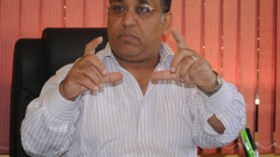 “جميع موظفينا المصريين في أمان بالجزائر وسنبقى هنا لخدمة مصلحة البلدين”